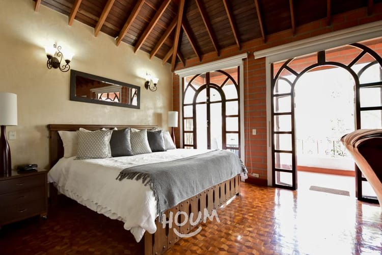 Casa de 5 alcobas en venta en Las Lomitas, Sabaneta, 500 m² · foto 23 de 24