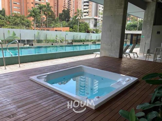 Apartamento de 2 alcobas en arriendo en El Poblado, Medellín, 112 m² · foto 19 de 24