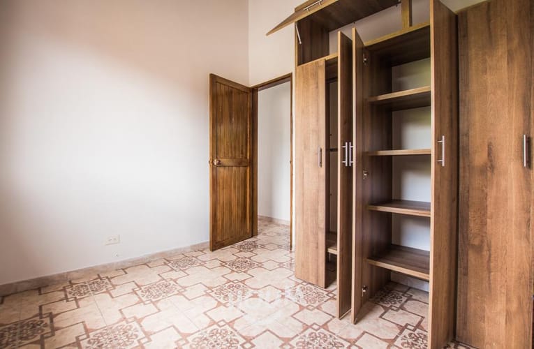 Casa de 6 alcobas en venta en Ditaires, Itagüí, 204 m² · foto 13 de 24