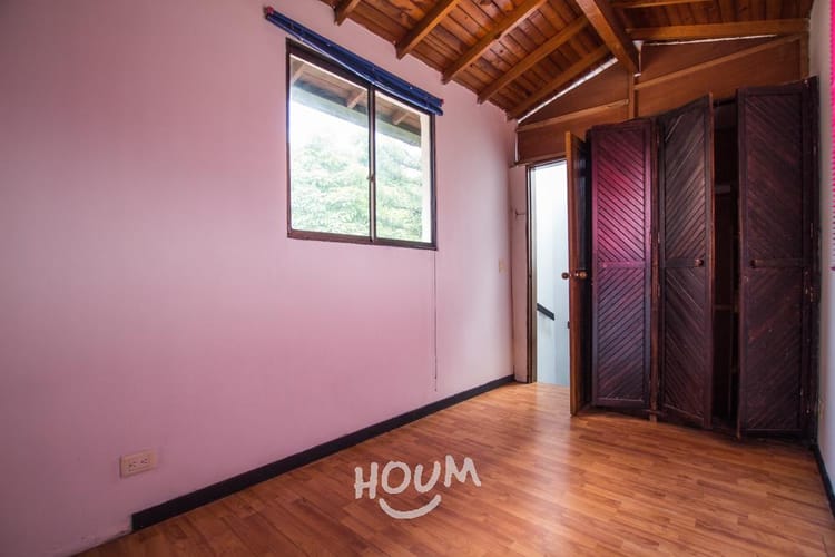 Casa de 6 alcobas en venta en Ditaires, Itagüí, 204 m² · foto 16 de 24