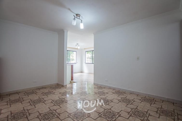 Casa de 6 alcobas en venta en Ditaires, Itagüí, 204 m² · foto 19 de 24