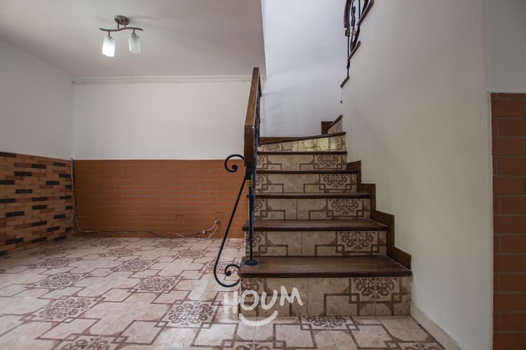 Casa de 6 alcobas en venta en Ditaires, Itagüí, 204 m² · foto 21 de 24