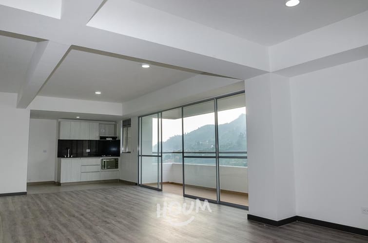 Apartamento de 2 alcobas en venta en Las Lomitas, Sabaneta, 90 m² · foto 3 de 24