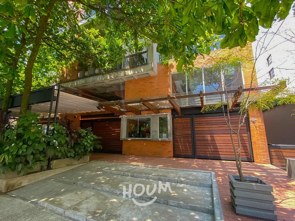 Apartamento en arriendo en El Poblado, Medellín · foto 2 de 24