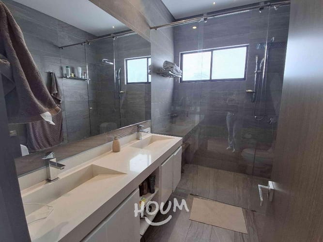Apartamento de 3 alcobas en arriendo en Chico Norte, Bogotá, 190 m² · foto 23 de 24