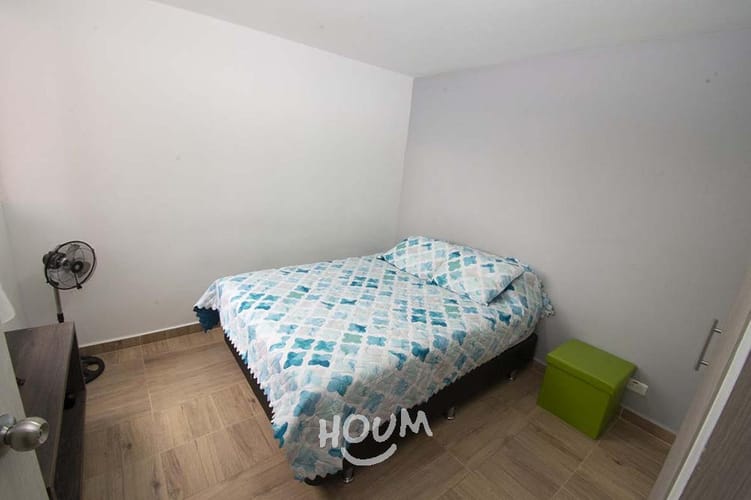 Apartamento de 2 alcobas en venta en El Mirador, Bello, 54 m² · foto 2 de 8