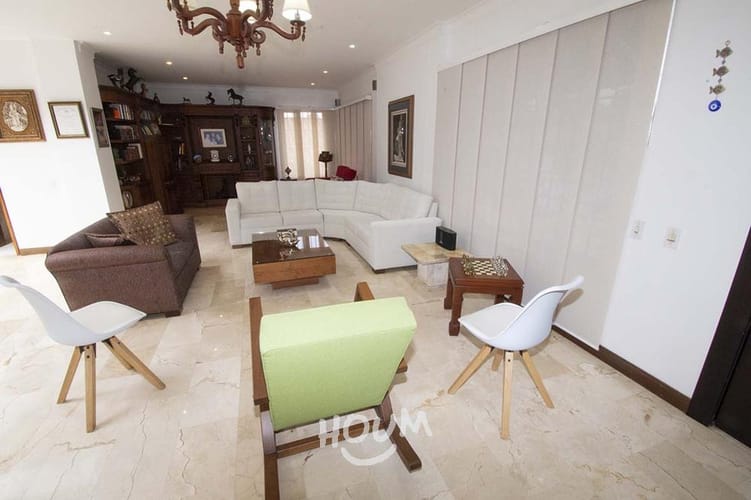 Casa de 3 alcobas en venta en El Tesoro, Medellín, 480 m² · foto 13 de 21