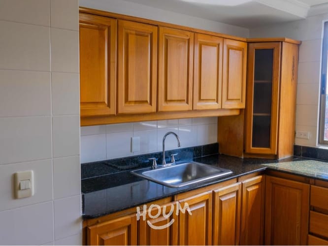 Apartamento de 4 alcobas en arriendo en El Poblado, Medellín, 226 m² · foto 6 de 24