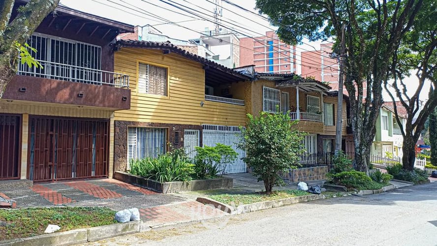 Casa de 5 alcobas en venta en La Floresta, Medellín, 162 m² · foto 20 de 20