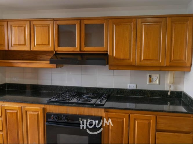 Apartamento de 4 alcobas en arriendo en El Poblado, Medellín, 226 m² · foto 7 de 24