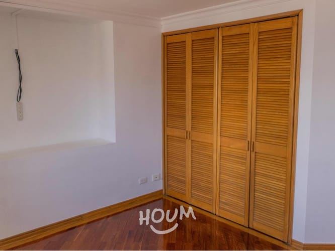 Apartamento de 4 alcobas en arriendo en El Poblado, Medellín, 226 m² · foto 11 de 24