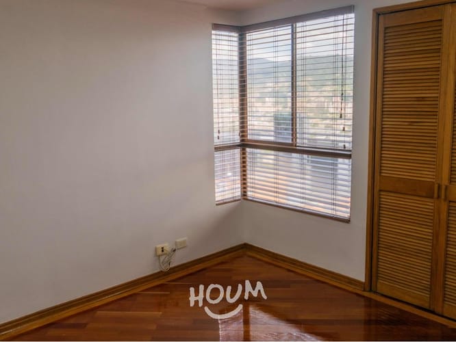 Apartamento de 4 alcobas en arriendo en El Poblado, Medellín, 226 m² · foto 15 de 24