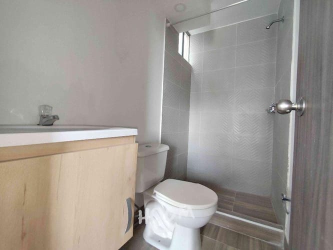 Apartamento de 3 alcobas en arriendo en La Prosperidad, Madrid, 64 m² · foto 21 de 23