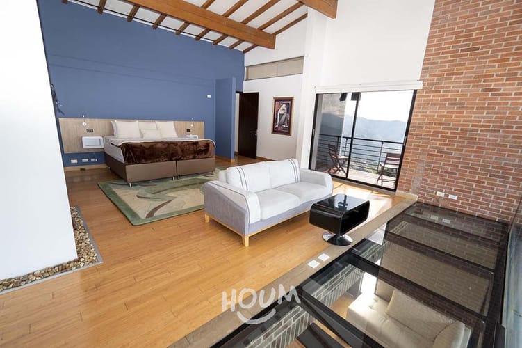 Apartamento de 4 alcobas en venta en Loma Del Chocho, Envigado · foto 2 de 24