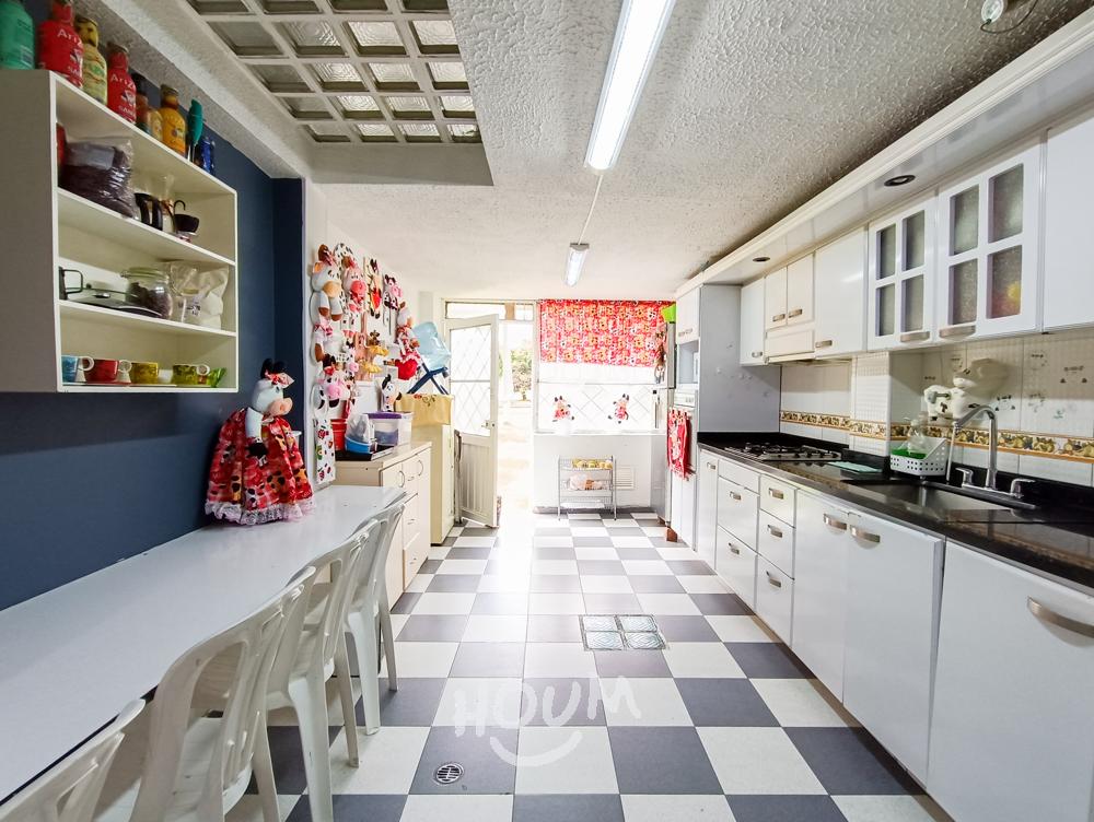 Casa en venta en San Jose De Bavaria, Bogotá · foto 13 de 24