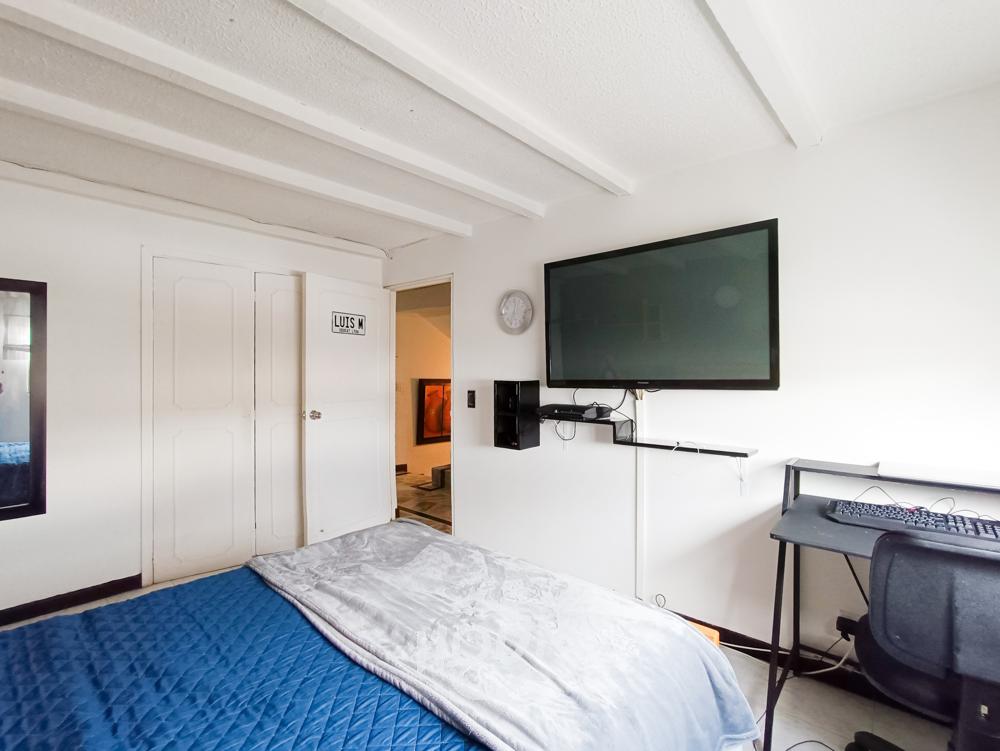Casa en venta en San Jose De Bavaria, Bogotá · foto 21 de 24