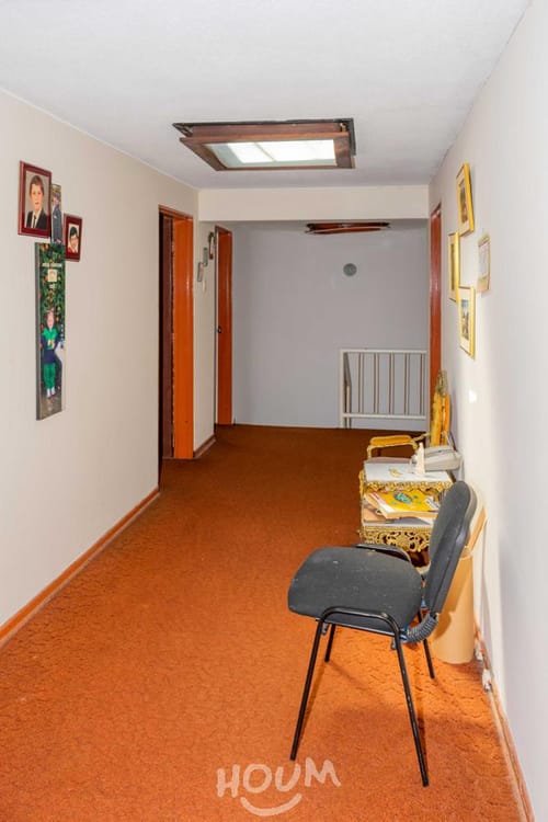 Casa de 6 alcobas en venta en Santa Barbara, Bogotá, 250 m² · foto 3 de 24