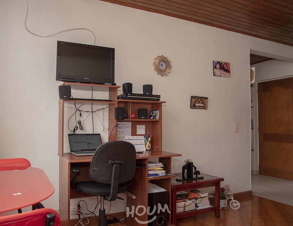 Apartamento en venta en Antonio Granados, Bogotá · foto 2 de 13