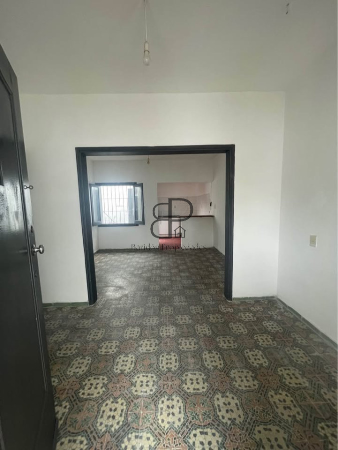 Alquiler Casa 2 Dormitorios Jacinto Vera con patio y parrillero · Foto 2