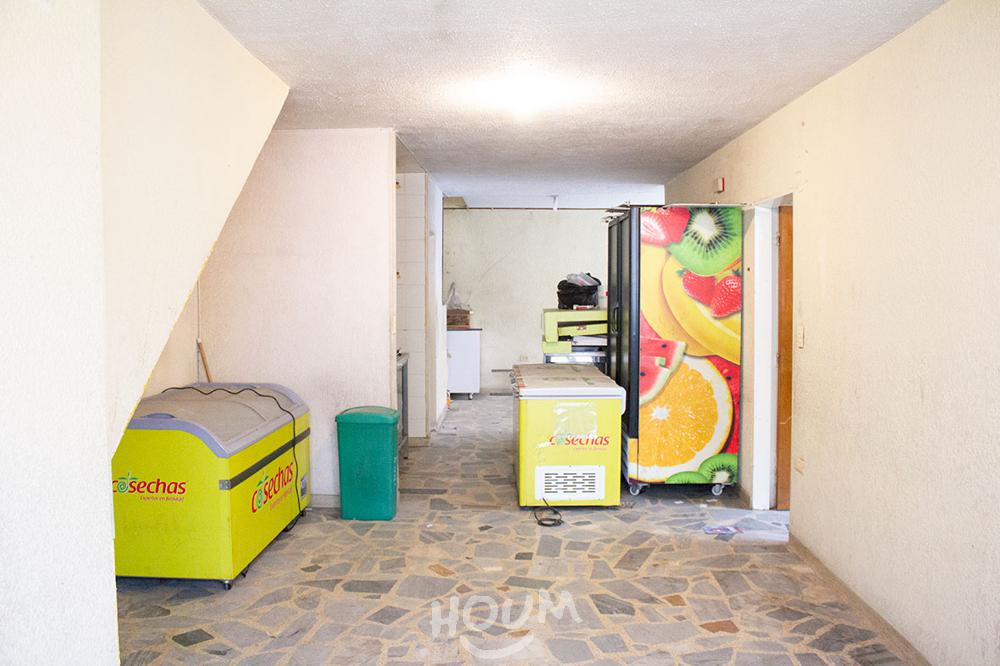 Casa en venta en Engativá, Bogotá · foto 2 de 24