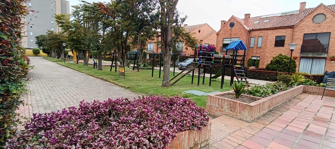 Casa de 4 alcobas en venta en Hacienda San Jose, Chía, 400 m² · foto 3 de 24
