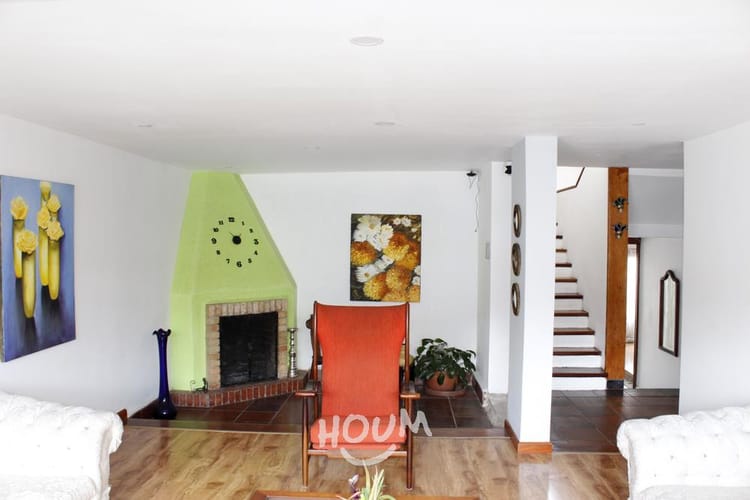 Casa de 5 alcobas en venta en Pontevedra, Bogotá, 277 m² · foto 2 de 24