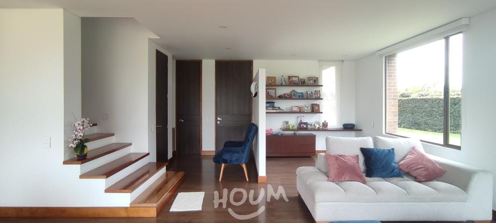 Casa de 3 alcobas en venta en Pueblo Viejo, Cota, 633 m² · foto 4 de 24