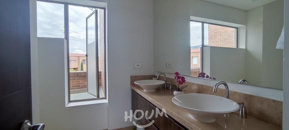 Casa de 3 alcobas en venta en Pueblo Viejo, Cota, 633 m² · foto 20 de 24
