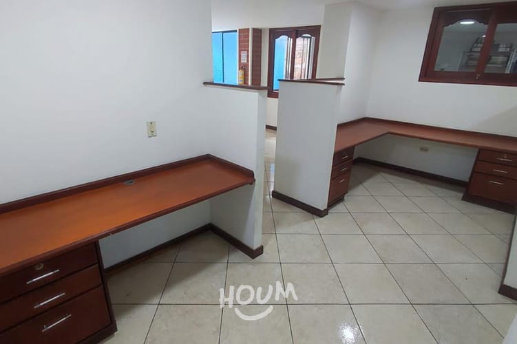 Casa de 8 alcobas en venta en Prado, Medellín, 130 m² · foto 13 de 20