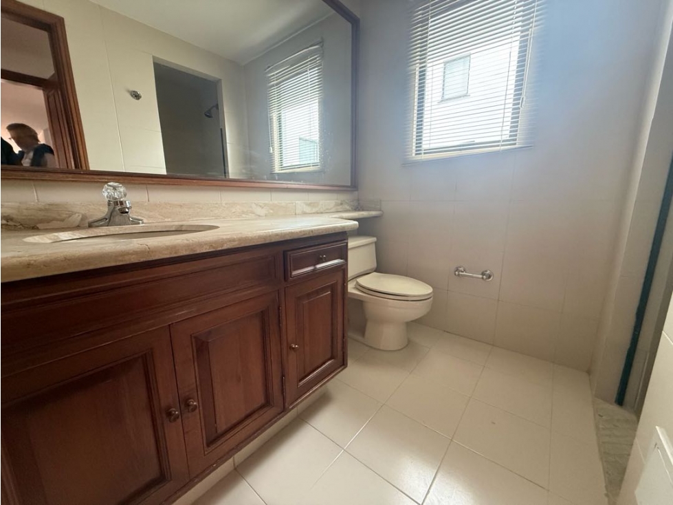 Apartamento en venta en Los Rosales, Bogotá · foto 7 de 16