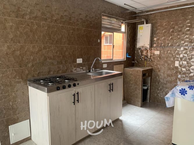 Apartamento de 3 alcobas en arriendo en Echavarria, Madrid, 63 m² · foto 2 de 17