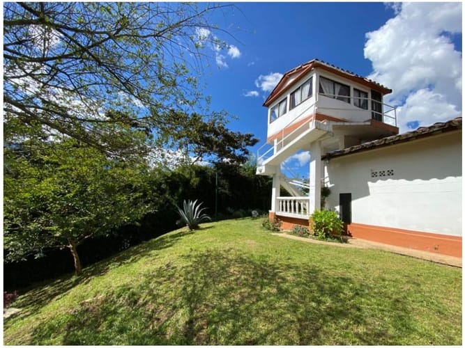 Finca en venta en Guarne, 715 m² · foto 3 de 13