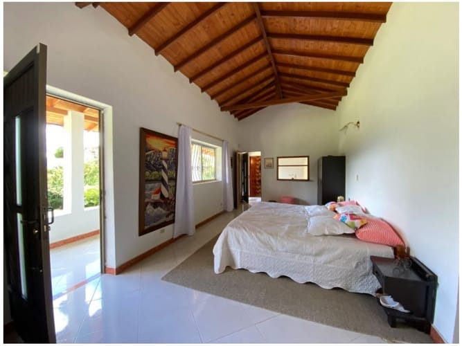 Finca en venta en Guarne, 715 m² · foto 11 de 13