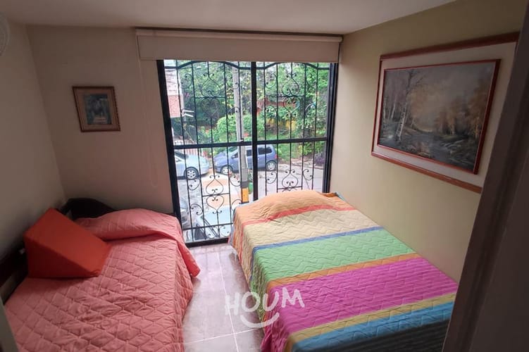 Casa de 3 alcobas en venta en Santa Fe, Medellín, 174 m² · foto 3 de 11