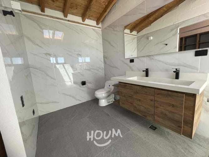 Casa de 2 alcobas en venta en Centro, Rionegro, 1032 m² · foto 14 de 24