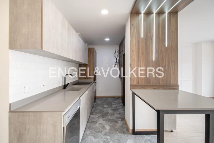 Apartamento en venta en Chico Norte, Bogotá · foto 3 de 13