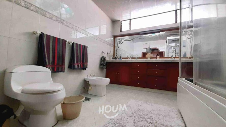 Casa de 3 alcobas en venta en Barrios Unidos, Bogotá, 270 m² · foto 8 de 24