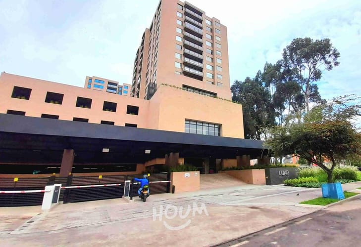 Apartamento de 2 alcobas en venta en Colina Campestre, Bogotá, 62 m² · foto 2 de 24