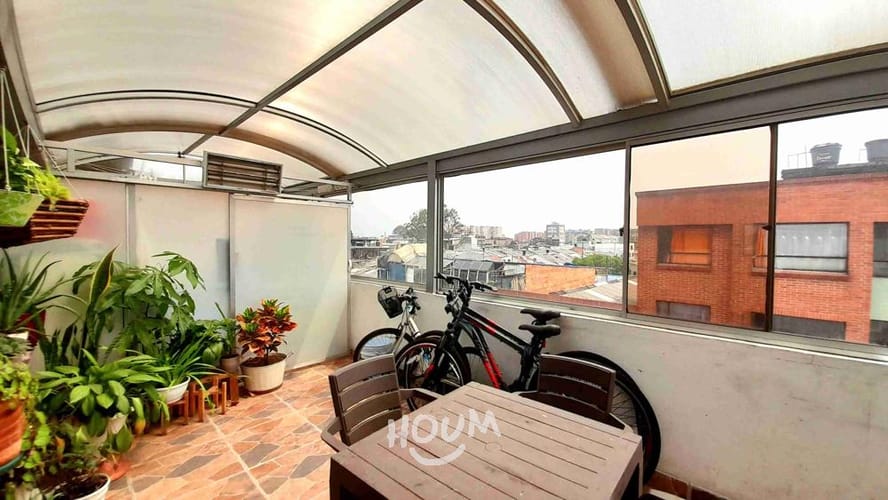 Apartamento de 6 alcobas en venta en Engativá, Bogotá, 220 m² · foto 2 de 24