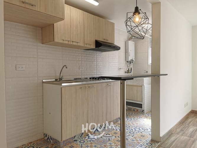 Apartamento de 3 alcobas en venta en La Prosperidad, Madrid, 52 m² · foto 2 de 13