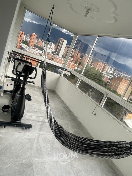 Apartamento en venta en Laureles, Medellín · foto 9 de 24