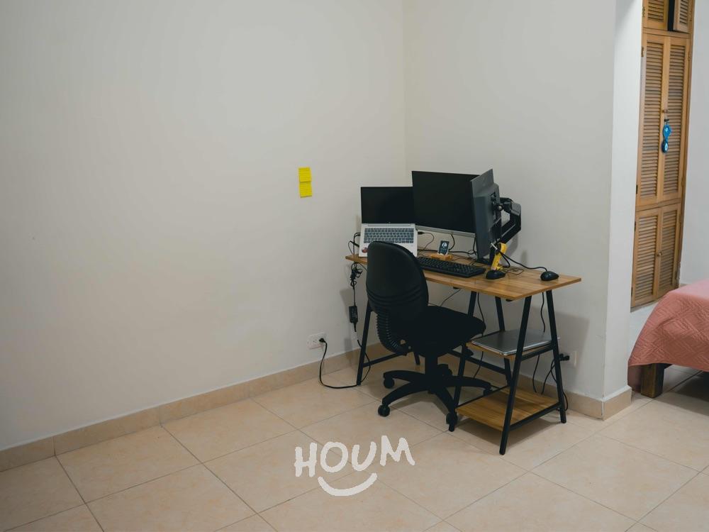 Apartamento en arriendo en Laureles, Medellín · foto 18 de 24