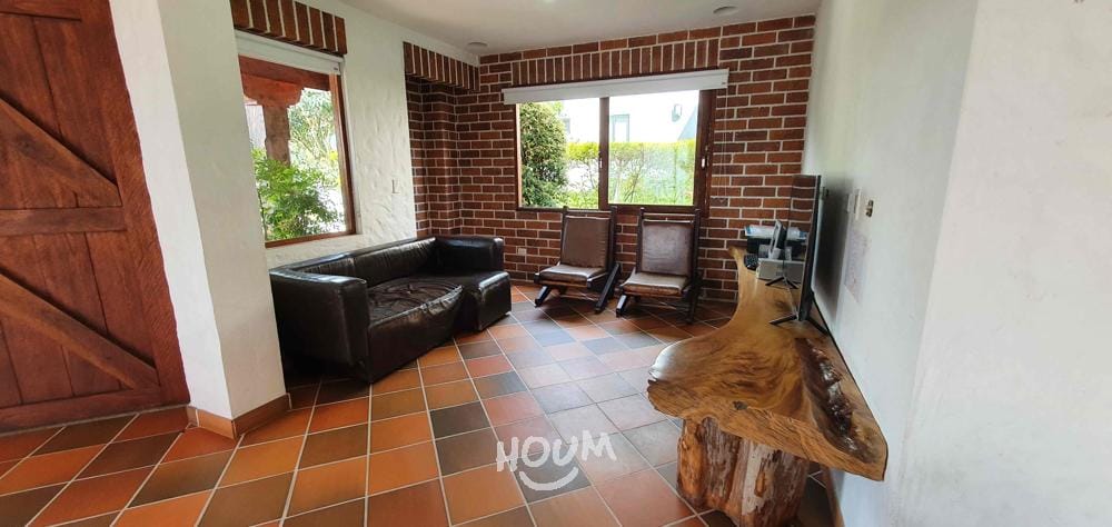 Casa de 3 alcobas en venta en Poblado Del Sur, La Estrella, 465 m² · foto 4 de 19