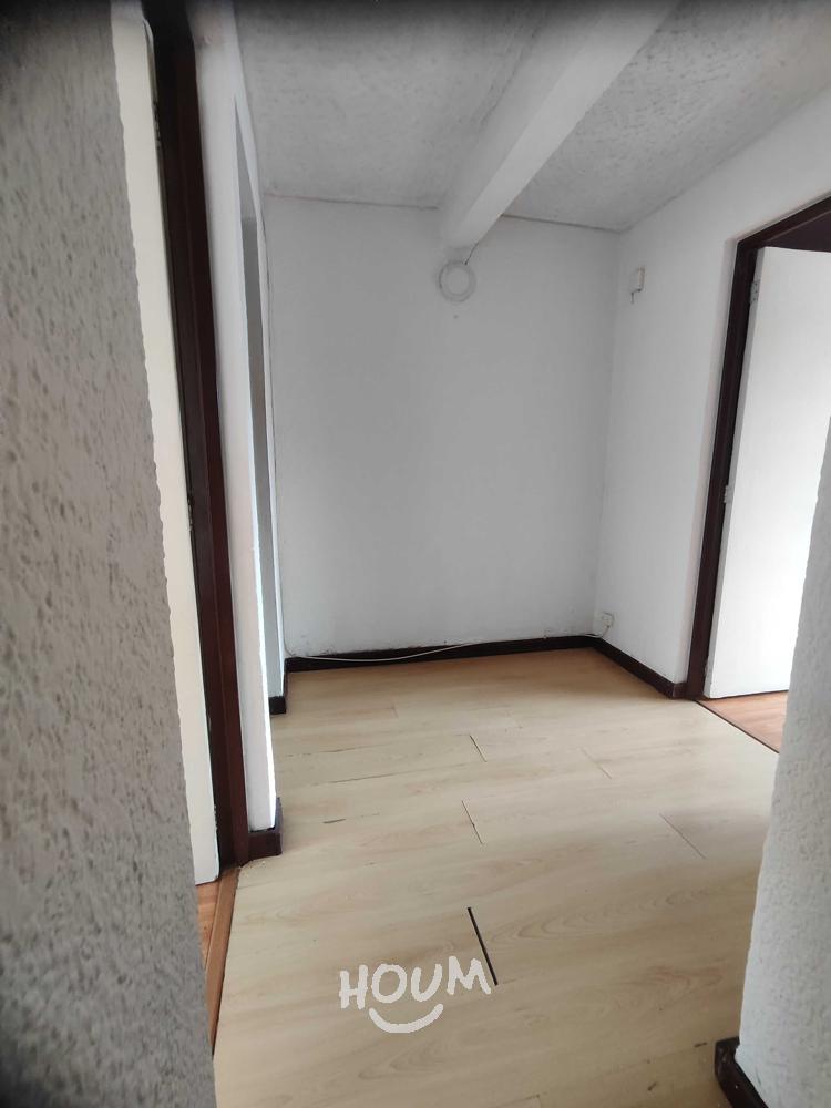 Casa en venta en Claret, Bogotá · foto 4 de 24