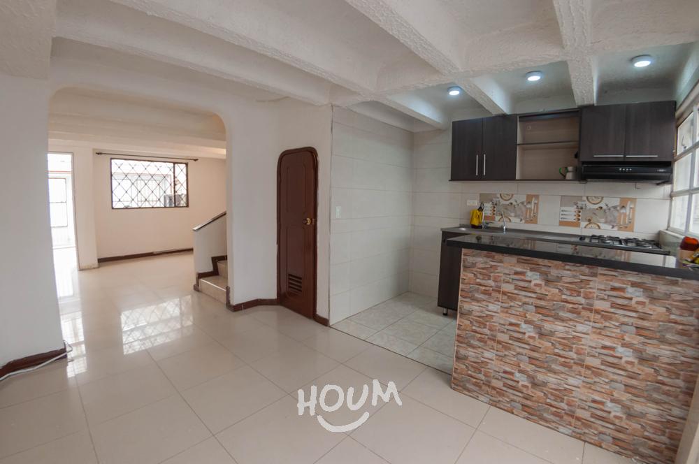 Casa en venta en Claret, Bogotá · foto 11 de 24