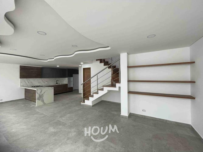 Casa de 3 alcobas en venta en Llano Grande, Rionegro, 202 m² · foto 2 de 24