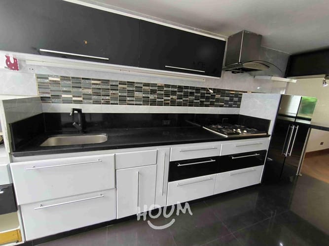 Casa de 4 alcobas en venta en Chicó Alto, Bogotá, 285 m² · foto 4 de 24