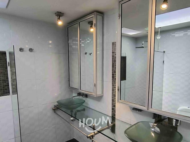 Casa de 4 alcobas en venta en Chicó Alto, Bogotá, 285 m² · foto 16 de 24