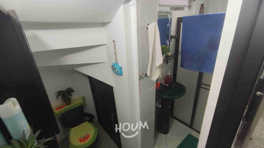 Casa de 6 alcobas en venta en Miraflores, Medellín, 144 m² · foto 11 de 11