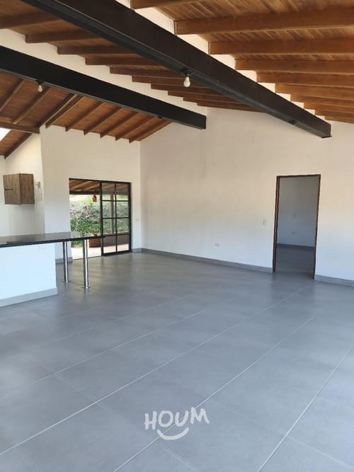 Casa de 4 alcobas en arriendo en San Rafael, Envigado, 220 m² · foto 4 de 24